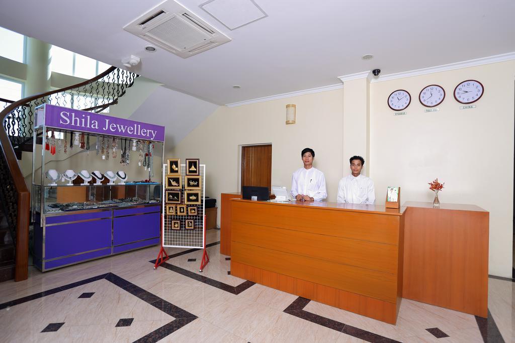 Apex Hotel Naypyidaw Екстер'єр фото