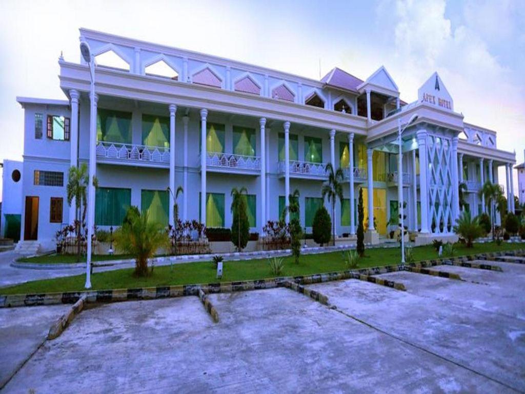Apex Hotel Naypyidaw Екстер'єр фото