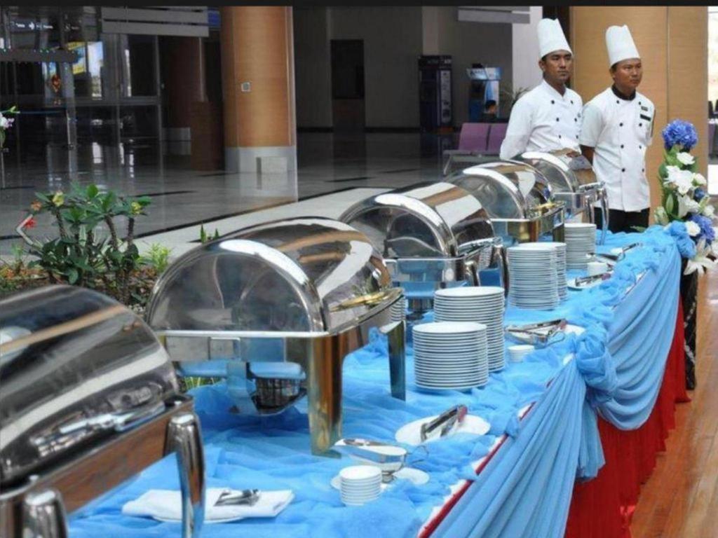 Apex Hotel Naypyidaw Екстер'єр фото